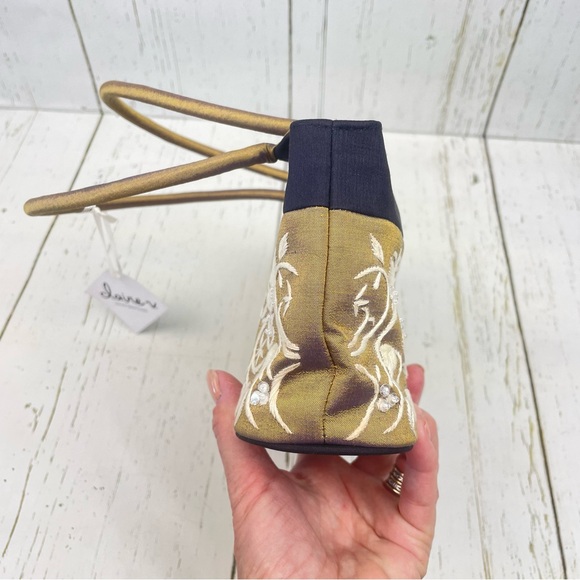 Claire V.‎ Handbag - Picture 16 of 16